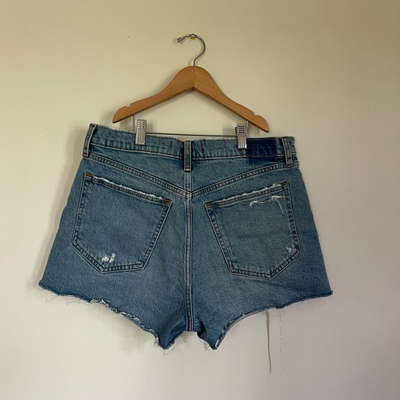 Abercrombie The Mom Short High Rise - Picture 4 of 4